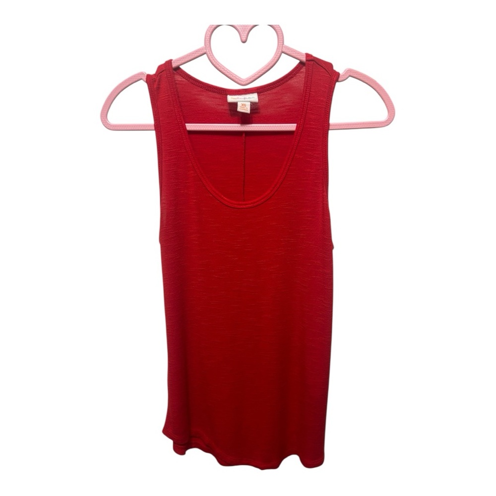 Red Sleeveless Top XS scoopneck women’s top made by Lula Roe